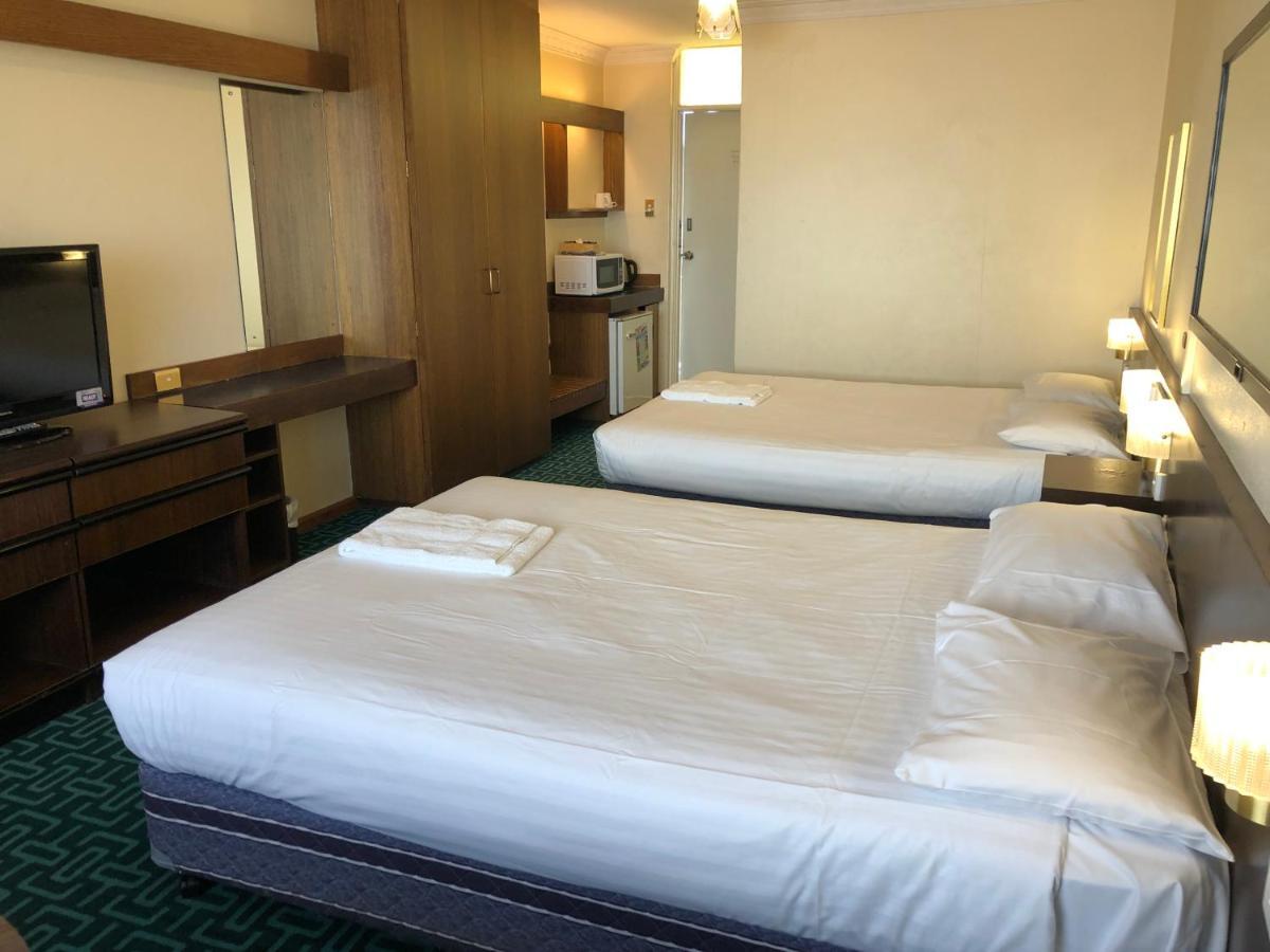 Canberra Lyneham Motor Inn ภายนอก รูปภาพ