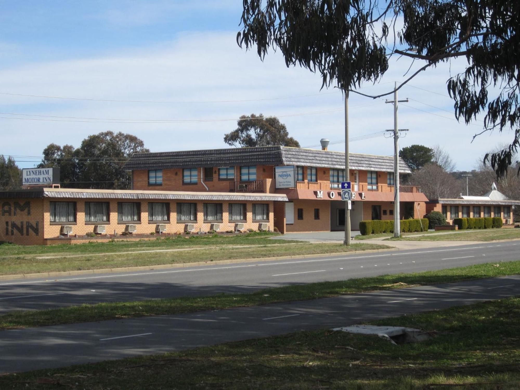 Canberra Lyneham Motor Inn ภายนอก รูปภาพ