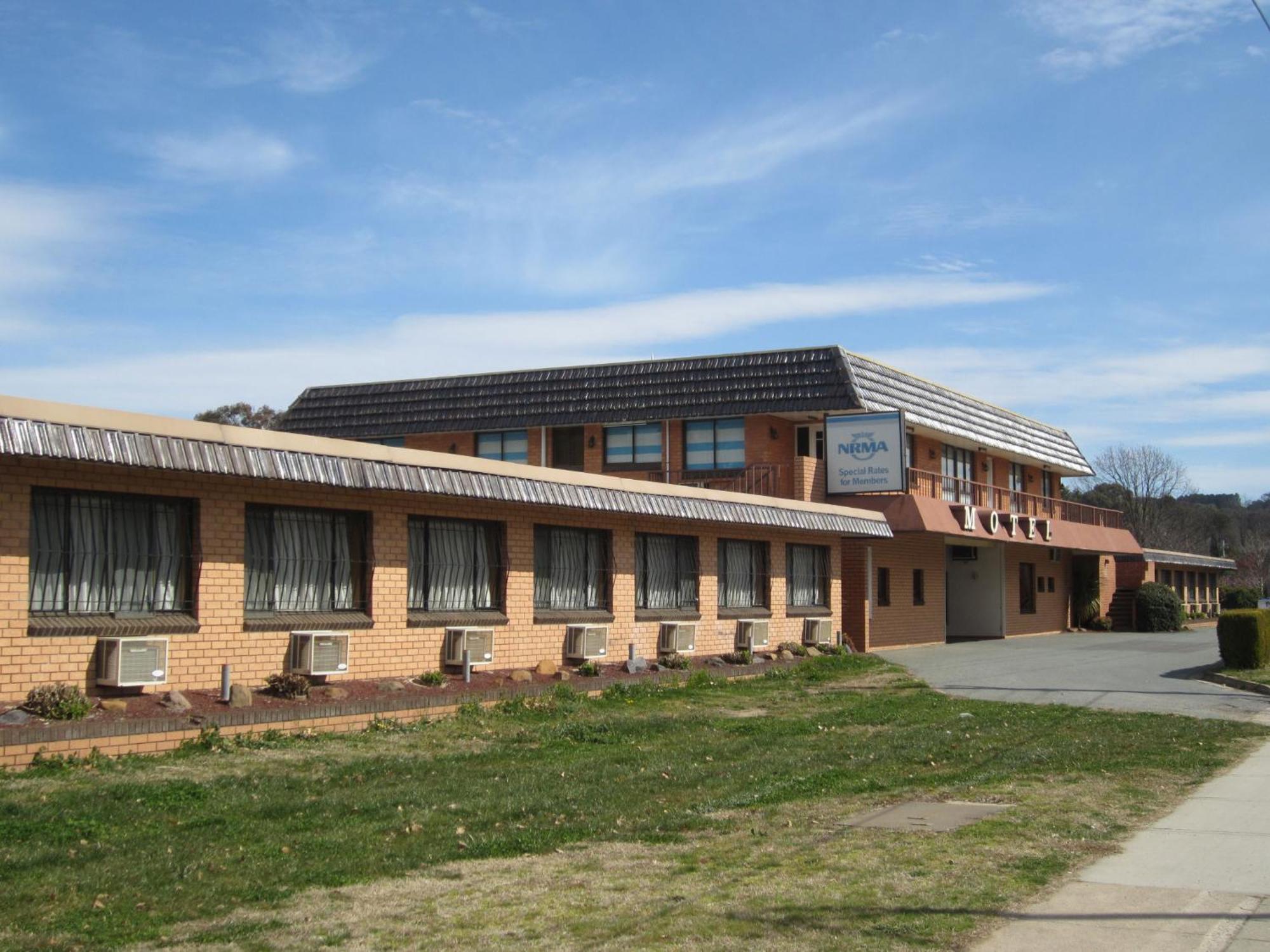 Canberra Lyneham Motor Inn ภายนอก รูปภาพ