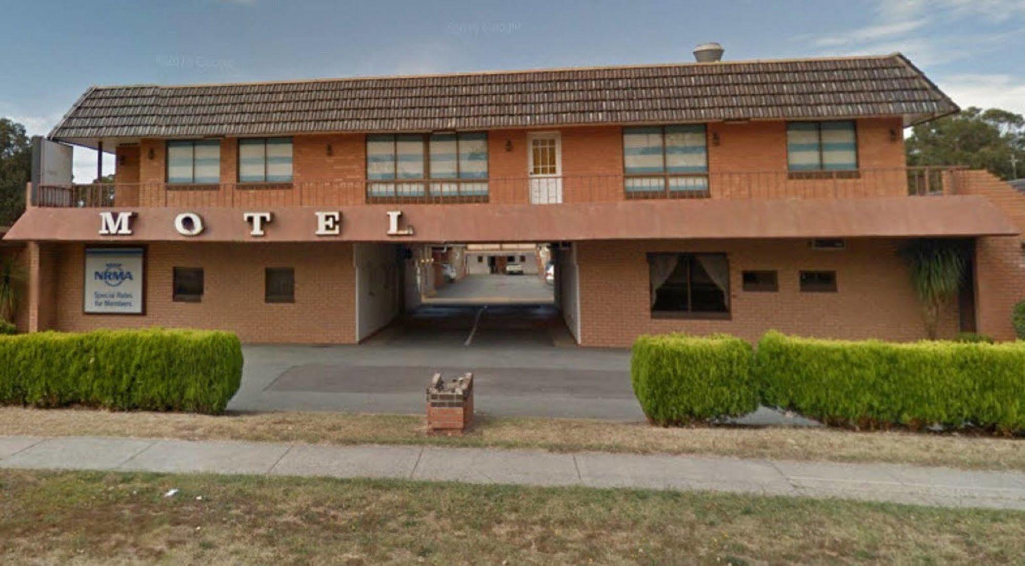 Canberra Lyneham Motor Inn ภายนอก รูปภาพ